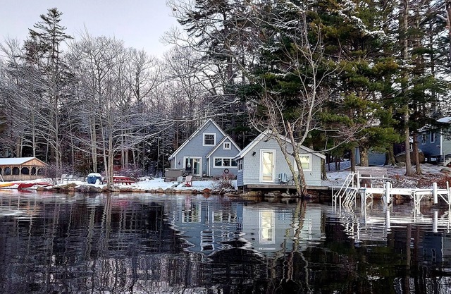 Heritage Lakefront Multi-Family Retreat