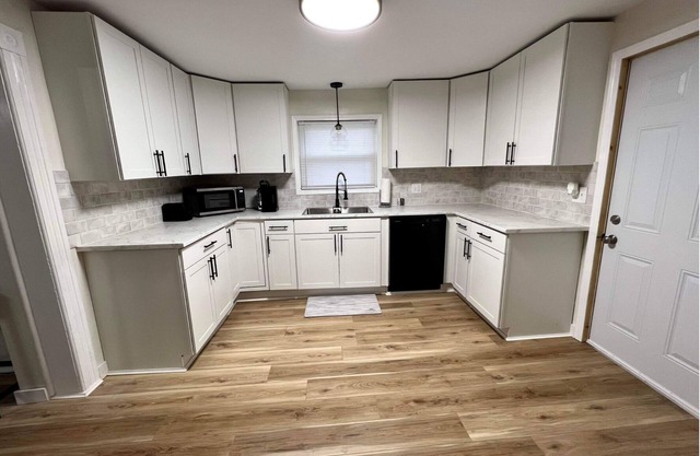 Herkimer Diamond- Newly Reno’d! Sleeps6 1mileTo90