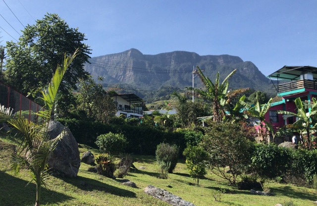 Hermosa Finca Sasaima, 3 Casas, 6 Cuartos, 5 Baños