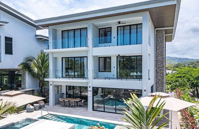 Hermosa Villa II Available August 2025