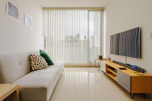Hermoso departamento muy céntrico con servicios