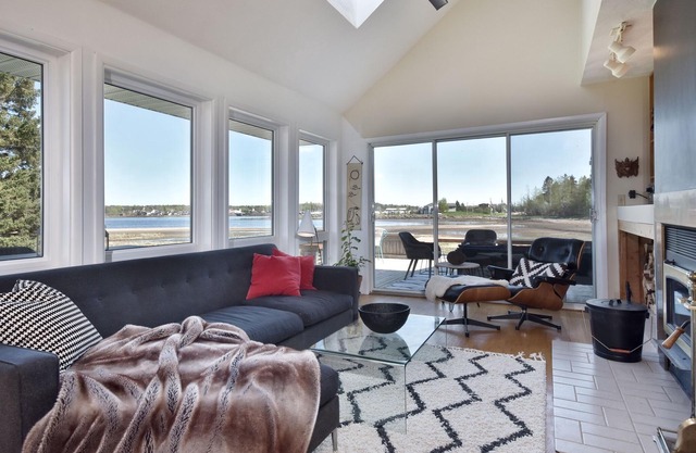HERON HOUSE Oceanfront Beach Home Pool Private