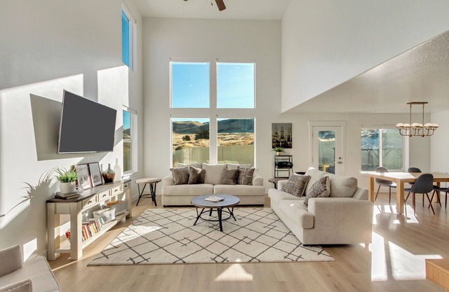 Herriman Hills Hideaway