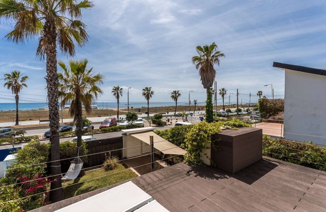 HHBCN Beach House Castelldefels #4