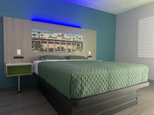 Hi-Way Host Motel