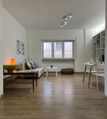 Hibiscus Central Apartment
