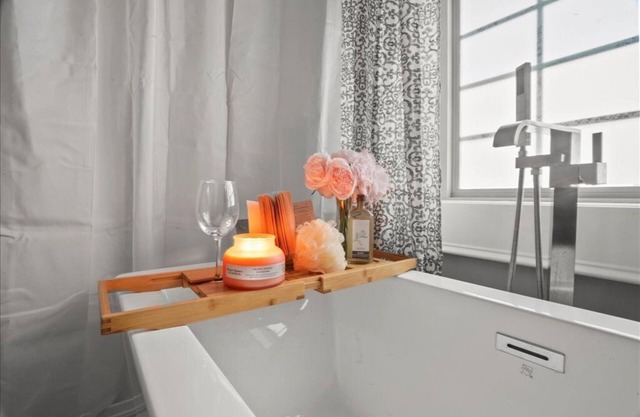 Hickory Haven 3Br Elegant Downtown Hidden Gem