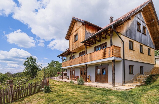 Hidden Authentic Haven Apartments - Two Bedroom Apartment with Balcony