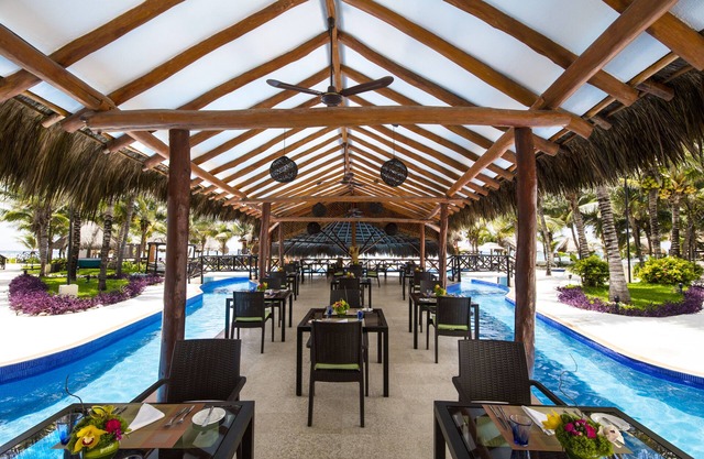Hidden Beach Resort Au Naturel Adults Only, Catamarán, Cenote & More Inclusive