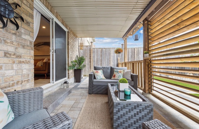 Hidden Gem 2BR with AC🌺