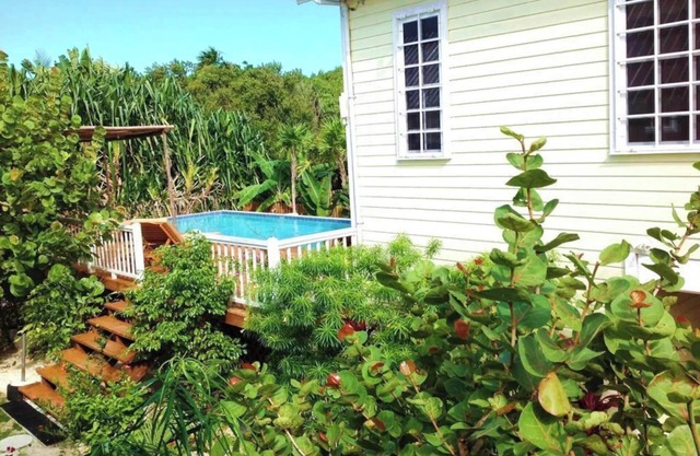 Versteckte Gem Cabana mit großem Pool / privaten Dock-Beach Zugang