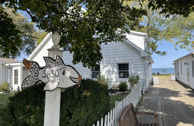 HIDDEN GEM - COSY 1 SCHLAFZIMMER LAKEFRONT HOME / COTTAGE