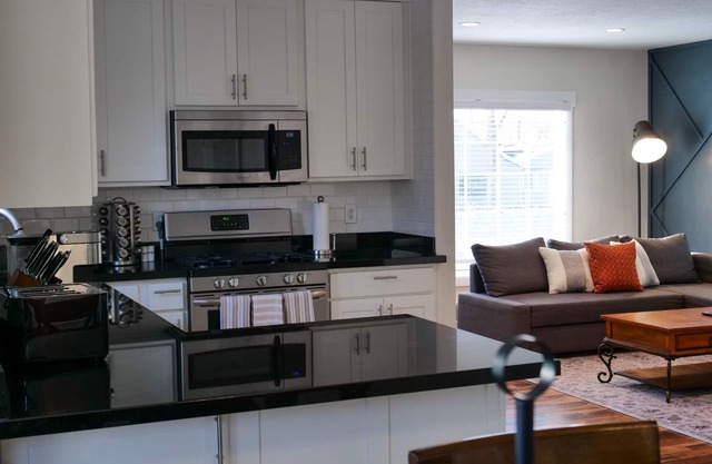 Hidden gem in Millcreek - close to mountains