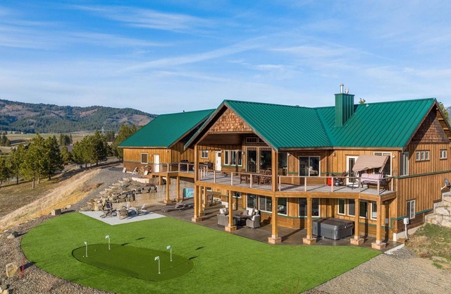 Hidden Valley Oasis