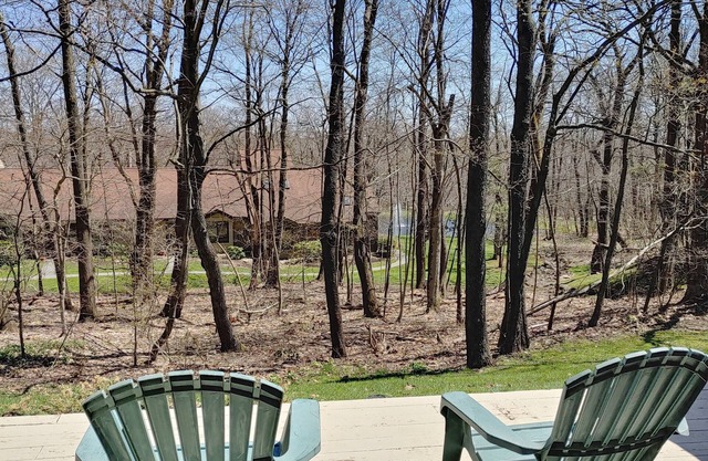 Hidden Valley Resort-3 bdrm-loft/large private deck/pet friendly/hike/golf/swim