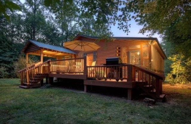 Creekside Schatz, Hide N Creek, nur wenige Minuten von der Innenstadt von Blue Ridge entfernt. Haustierfreundlich.