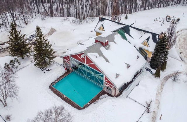 Hideaway 2BR Condo Pool & Heated Pool