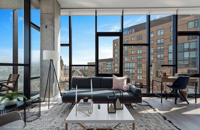 High-End 1BR: Fulton Market, Panoramic Views