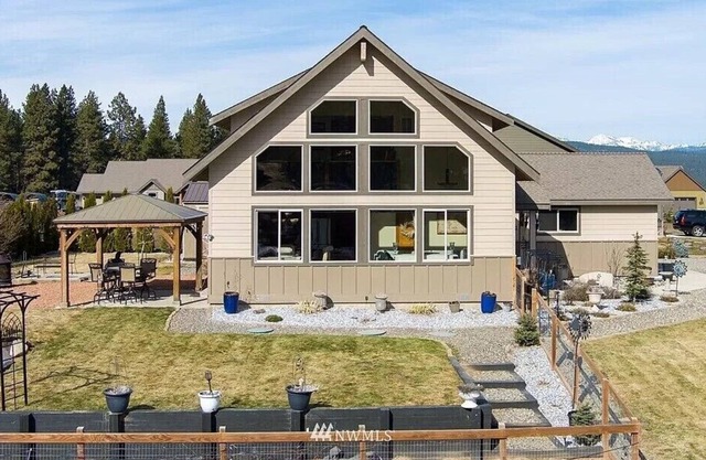 High end executive residence at Cle Elum for minimum 30 days stay