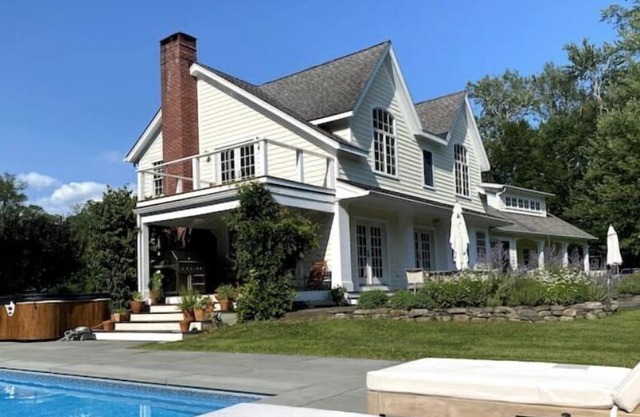 High Falls private home pool/hot tub/gym/pond