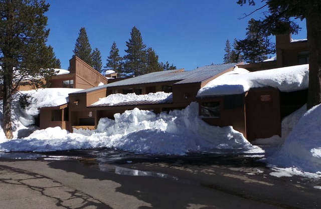 High Sierra "Get Away"
