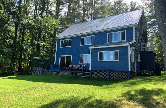 Highland Dream: Summer Paradise! 5BR/2BA W Sandy Beach, Stay and Play. 4 Seasons