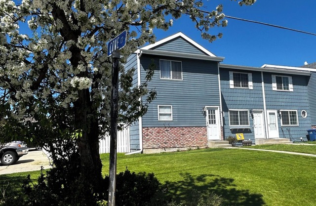 Highland Hideaway-Newly Remodeled!