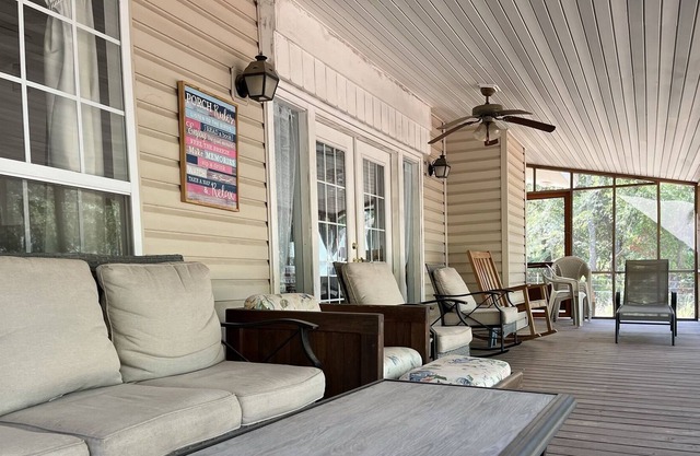 Highland Lake Lodge- Your Country Home