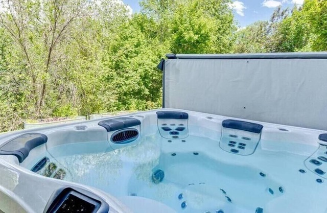 Highland Oasis | New Hot Tub | Hammock | Fire Pit