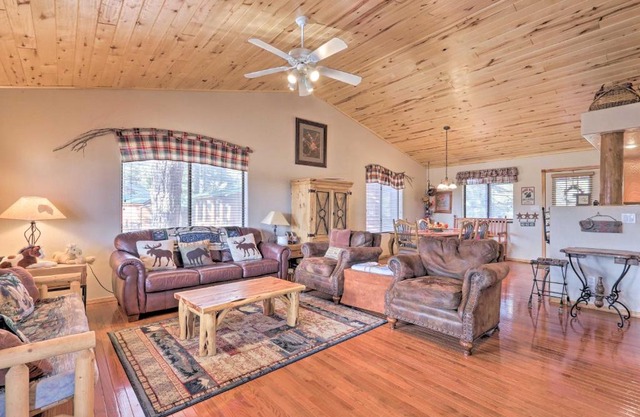 Hike, Fish and Enjoy Pond On-Site Bison Ranch Cabin
