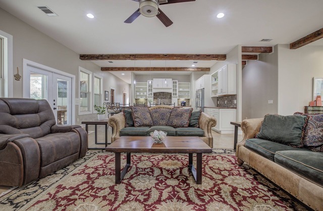 Hill Country Escape | Hot Tub | Pet Friendly