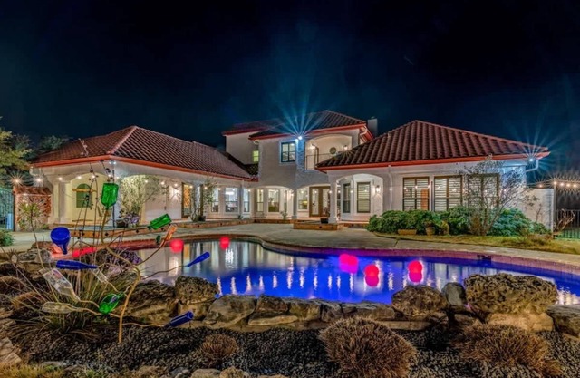 Hill Country Mansion | Event Venue | Pool | Spa