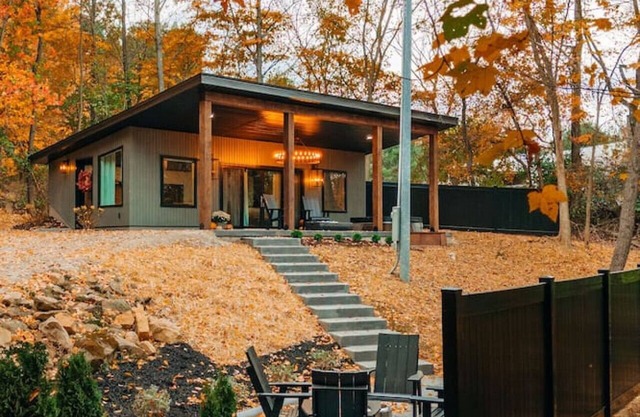 Hill Haus - A Cozy Cabin