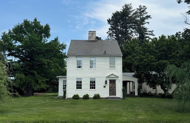 Historische New England Homestead Guest Suite