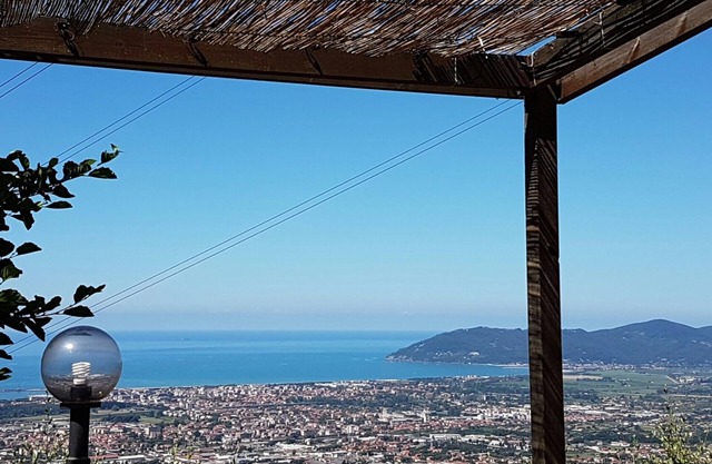Hanghaus mit Meerblick