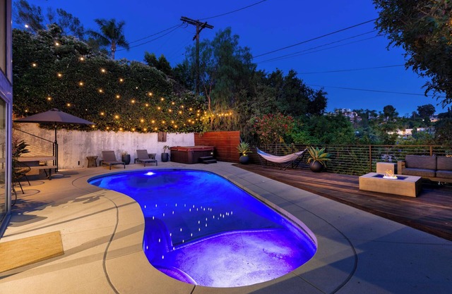 Hillside Luxury MidCentury Rejuvenation SpaRetreat. Views, Pool, Amenities.