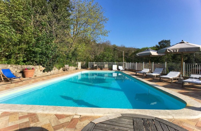 Ferienhaus in Sassetta mit Terrasse