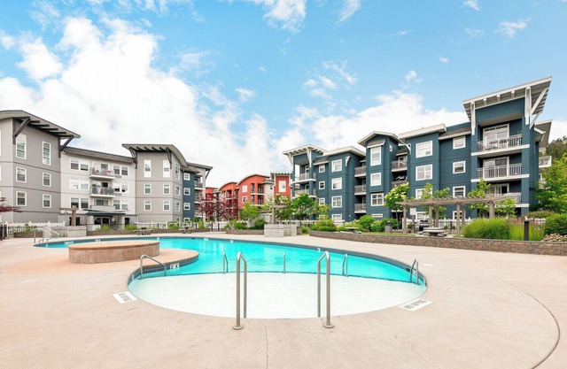 Hillside view at the Verve - Pet Friendly