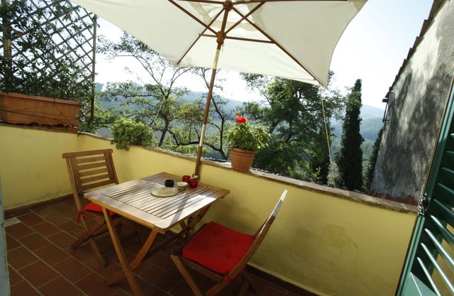 Hilltop Paradise Cottage, einen Steinwurf von Florenz entfernt ..!