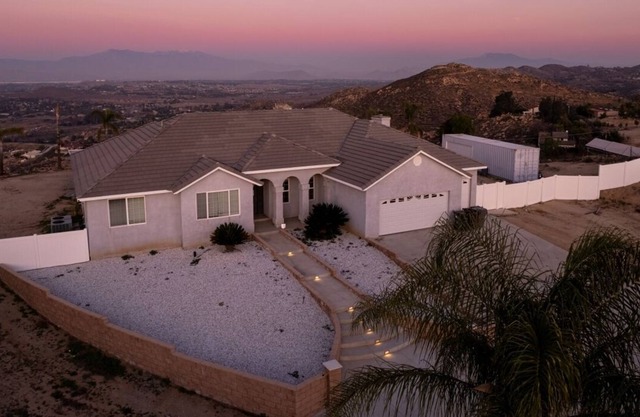 Hilltop Villa in Lake Mathews with Million Dollar Views