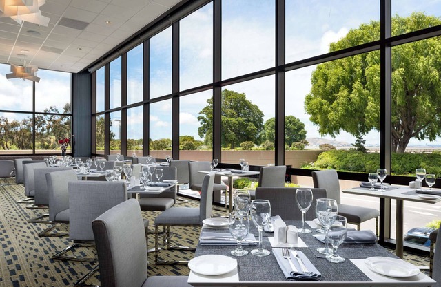 Hilton San Francisco Airport Bayfront