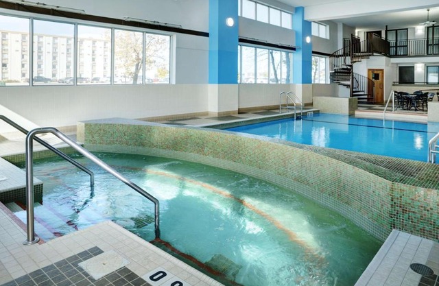 Hilton Winnipeg Airport Suites