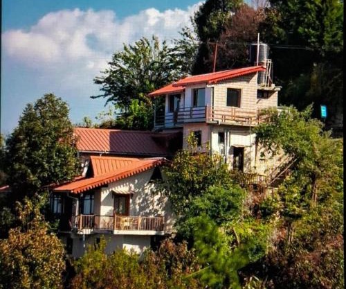 Him Monal Homestay