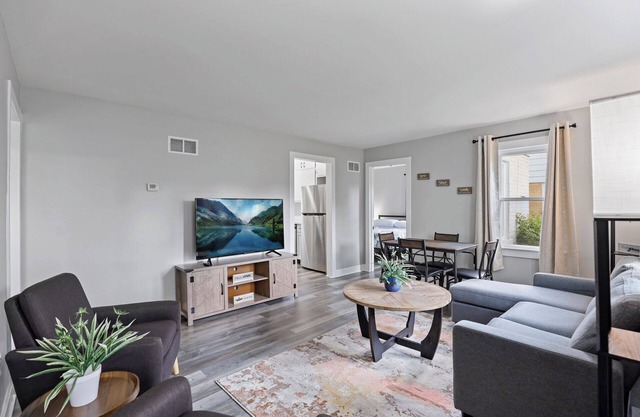 Hinsdale Hideaway, Pet Friendly