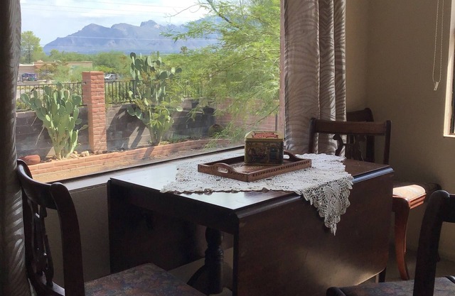 Hint of Nostalgia in Tucson