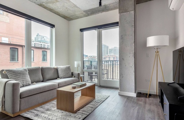 Hip River North 1BR w/ Gym, Sky Terrace & Yoga Studio, by Blueground