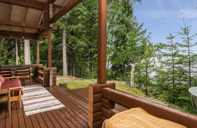 Hirsiniemi by Interhome