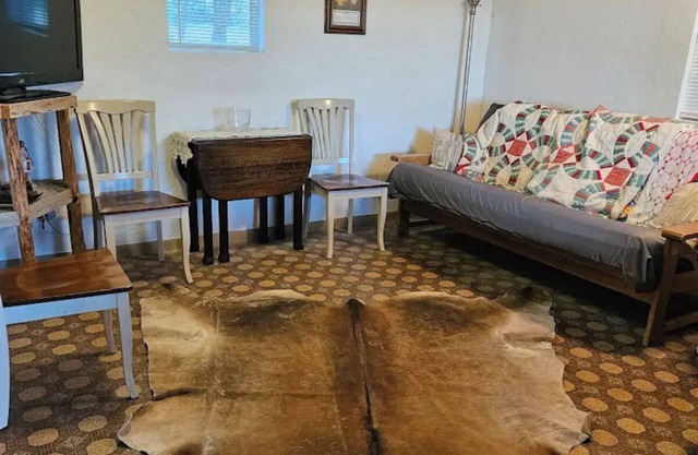His Cabin, Her Cottage