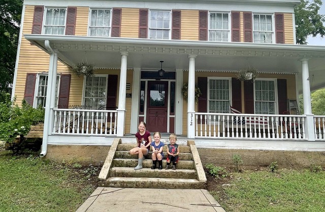 Historic 1856 Eversole Home Decorated with Period Furniture & Quilts