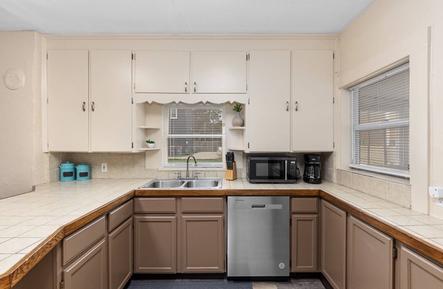 HIstoric 4 BR Near Fulton St